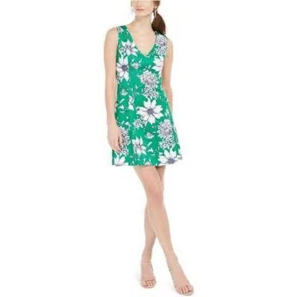 Jessica Howard Size 14 Sleeveless Fit & Flare Mini Dress Kelly Green Floral - Picture 1 of 8